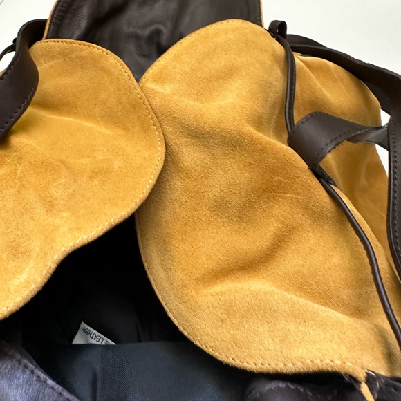 Pigra vintage made in Italy mustard suede bucket bag with 4 different flaps - Picture 3 of 5